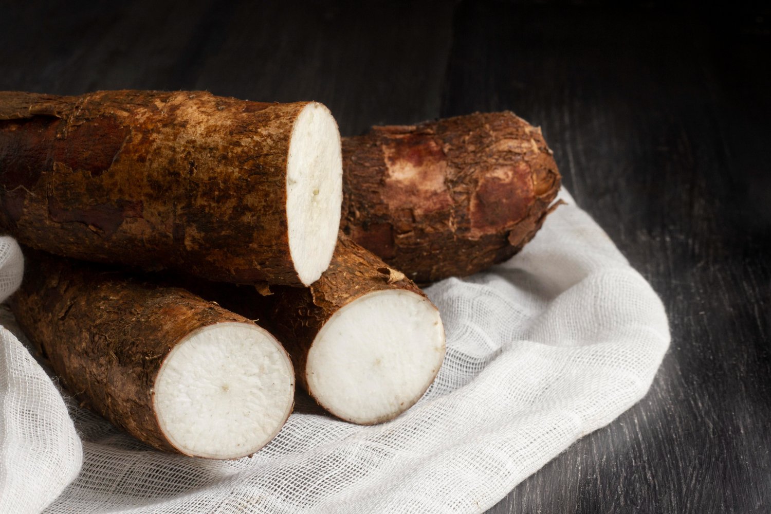 benefícios da mandioca – como preparar mandioca – valor nutricional da mandioca – mandioca cozida – tapioca – cultivo de mandioca