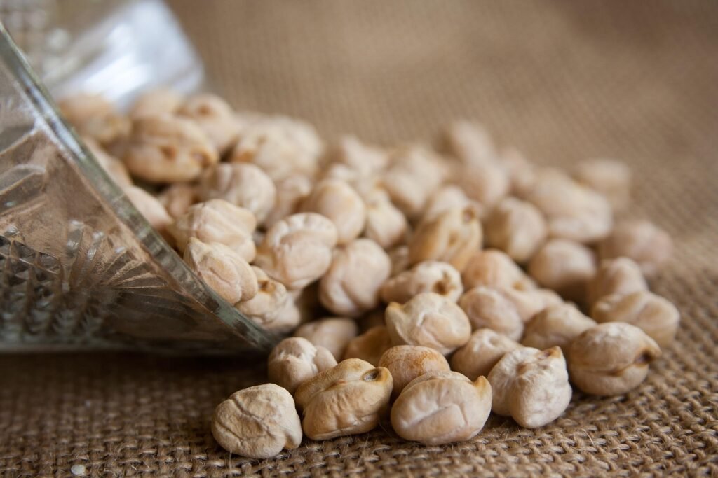 benefícios do grão-de-bico – como cozinhar grão-de-bico – hummus de grão-de-bico – valor nutricional grão-de-bico – farinha de grão-de-bico – proteína vegetal grão-de-bico